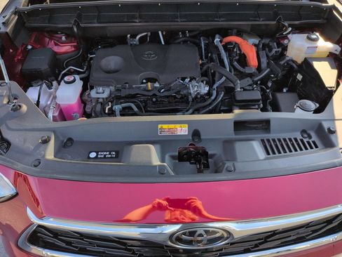 Certified 2025 Toyota Highlander Platinum AWD/4WD image 22