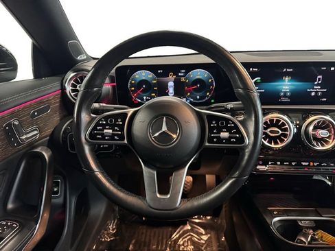 Used 2020 Mercedes-Benz CLA 250 4MATIC w/ Premium Package image 15