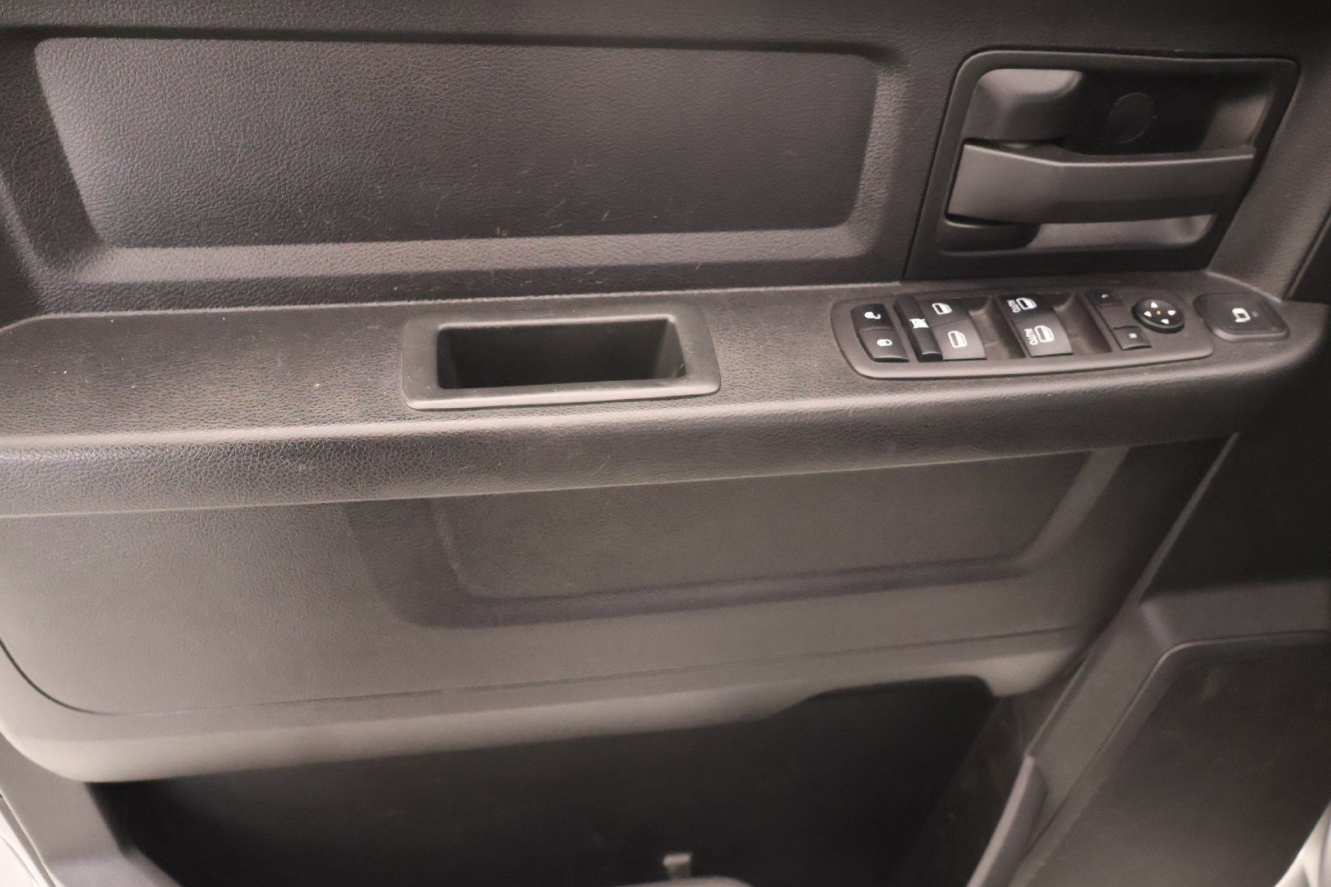 Used 2024 RAM 3500 Tradesman AWD/4WD image 14