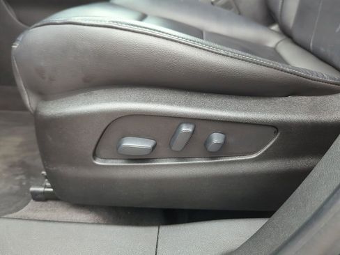 Used 2019 Cadillac XT4 Premium Luxury w/ Trailering Package AWD/4WD image 27