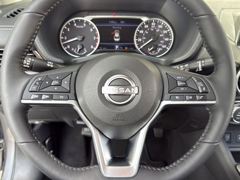 Used 2025 Nissan Sentra SV w/ All-Weather Package image 18