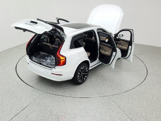 New 2026 Volvo XC90 B6 Plus w/ Protection Package Premier AWD/4WD image 36