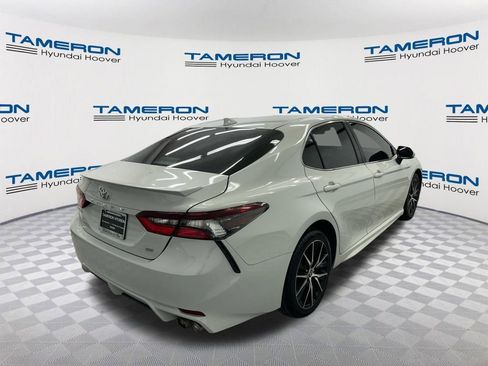 Used 2023 Toyota Camry SE FWD image 5