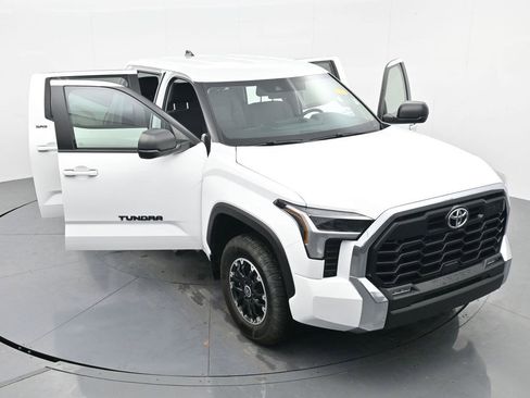 Used 2024 Toyota Tundra SR5 w/ TRD Off-Road Package AWD/4WD image 31