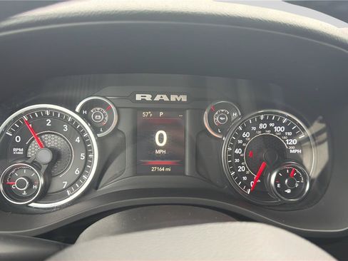 Used 2023 RAM 1500 Big Horn AWD/4WD image 12