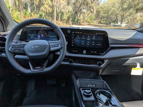 New 2026 Chevrolet Equinox RS FWD image 12
