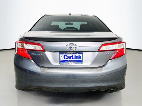 Used 2014 Toyota Camry SE w/ Leather Package FWD image 7