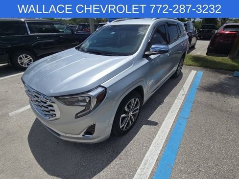Used 2018 GMC Terrain Denali w/ Advanced Safety Package FWD image 1