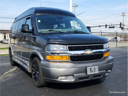 Used 2021 Chevrolet Express 2500 LS w/ Enhanced Convenience Package RWD image 11