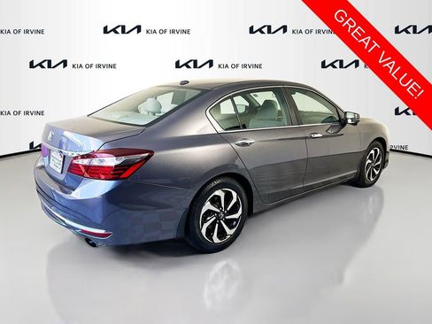 Used 2016 Honda Accord EX image 7