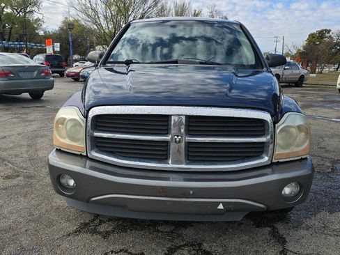 Used 2005 Dodge Durango SLT image 4