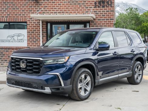 Used 2025 Honda Pilot EX-L image 1