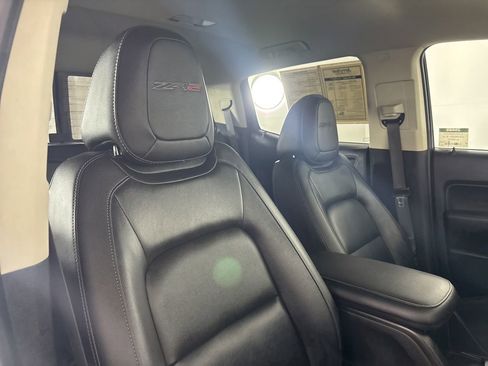 Used 2020 Chevrolet Colorado ZR2 w/ ZR2 Dusk Special Edition image 23