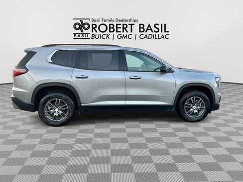 Used 2025 GMC Acadia Elevation AWD/4WD image 9
