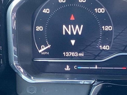 Used 2025 GMC Sierra 1500 SLT w/ SLT Premium Package image 8