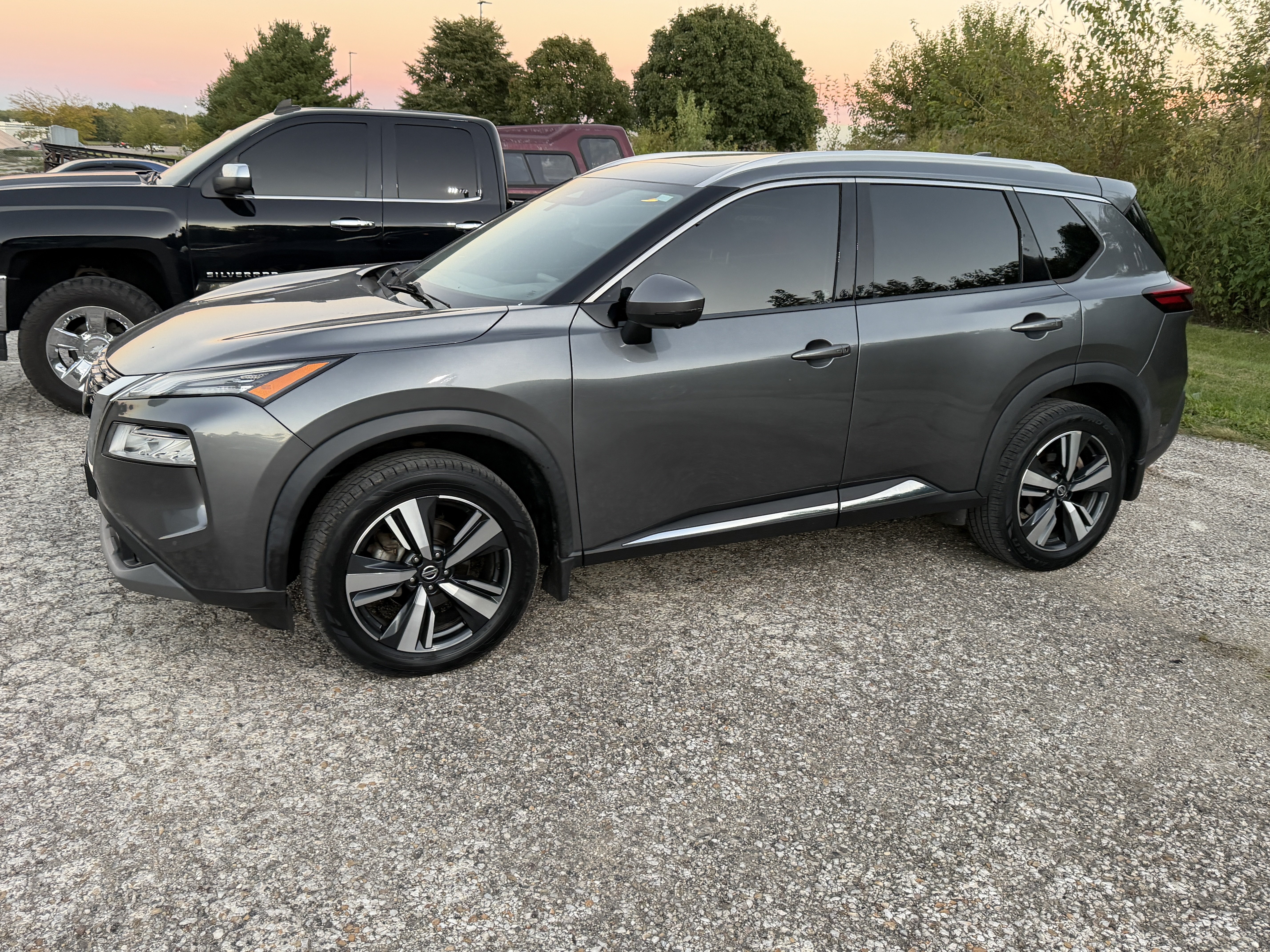 Used 2021 Nissan Rogue SL w/ Premium Package AWD/4WD image 7