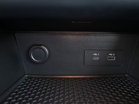 Certified 2022 Nissan Pathfinder SV image 21