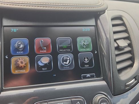 Used 2019 Chevrolet Impala LT FWD image 18