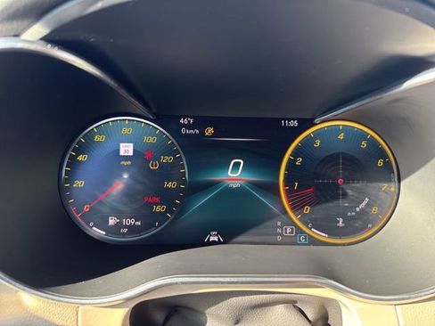 Used 2022 Mercedes-Benz GLC 300 4MATIC image 5