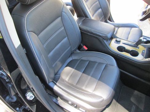 Used 2017 GMC Acadia Denali w/ Technology Package FWD image 65