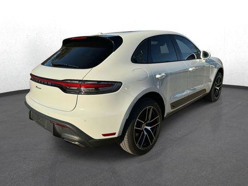 Used 2022 Porsche Macan image 3