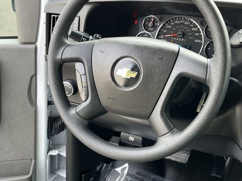 Used 2023 Chevrolet Express 3500 LS image 21