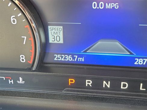 Used 2022 Ford Explorer Limited w/ Equipment Group 301A image 28