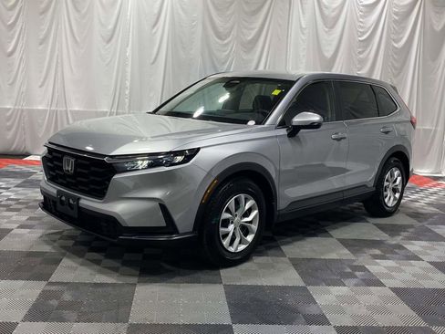 Used 2025 Honda CR-V LX image 1