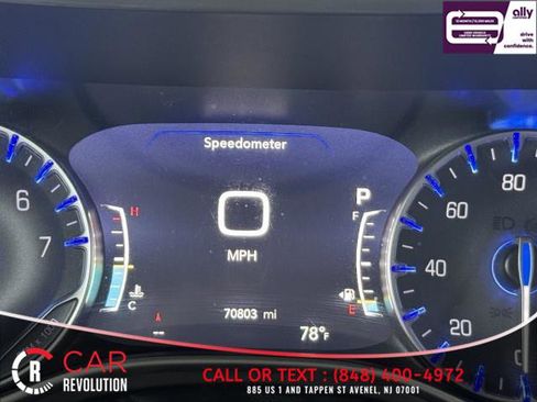 Used 2022 Chrysler Pacifica Touring-L image 32