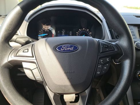 Used 2016 Ford Edge SE AWD/4WD image 10