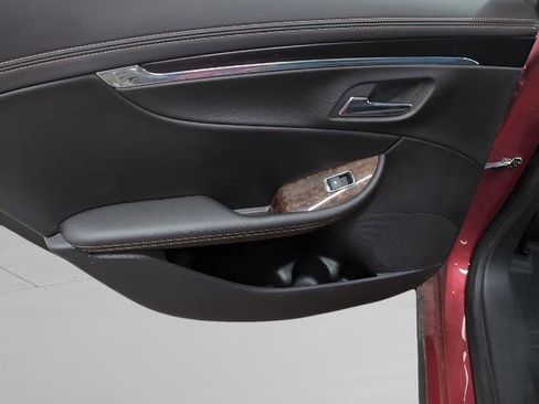 Used 2015 Chevrolet Impala LTZ image 17