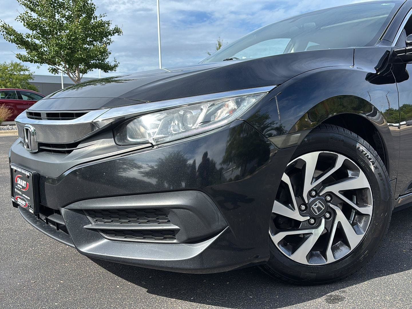 Used 2017 Honda Civic EX image 5