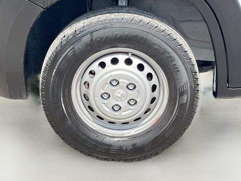 Used 2024 RAM ProMaster 2500 FWD image 26