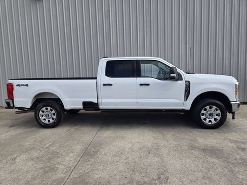 Used 2023 Ford F250 XLT AWD/4WD image 5