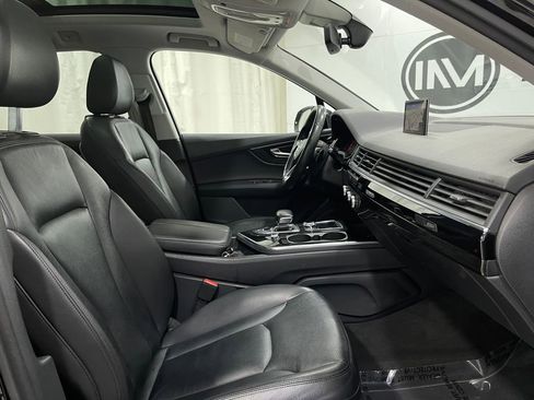 Used 2018 Audi Q7 3.0T Premium Plus w/ Premium Plus Package image 34
