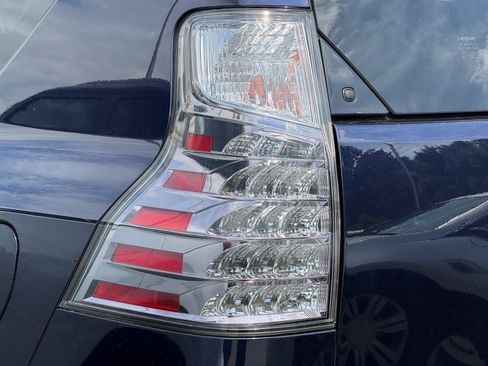 Used 2019 Lexus GX 460 Premium AWD/4WD image 9