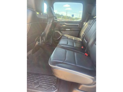 Used 2024 RAM 1500 Laramie image 18