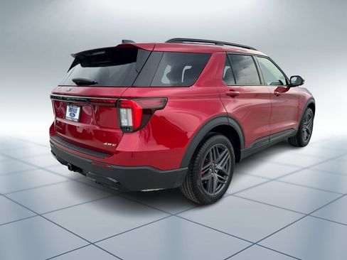 New 2026 Ford Explorer ST-Line w/ ST-Line Street Pack image 4