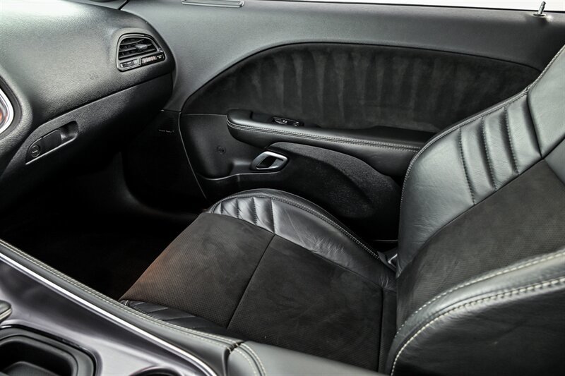 Used 2018 Dodge Challenger SRT Demon RWD image 28