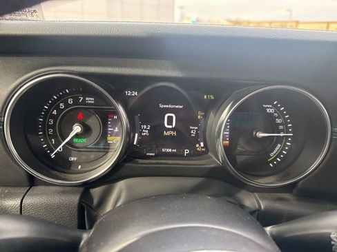 Used 2022 Jeep Wrangler Unlimited Rubicon 4xe w/ Cold Weather Group image 13