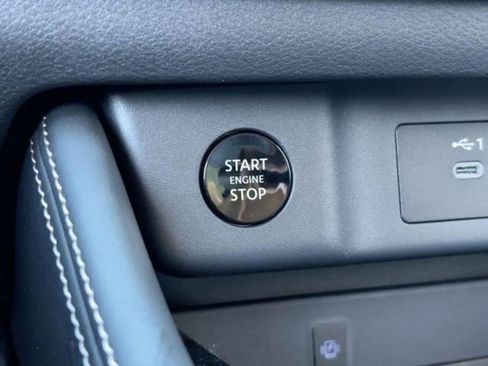 New 2026 Nissan Rogue Platinum w/ Platinum Premium Package AWD/4WD image 17