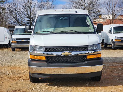 New 2025 Chevrolet Express 3500 w/ Power Convenience Package RWD image 11