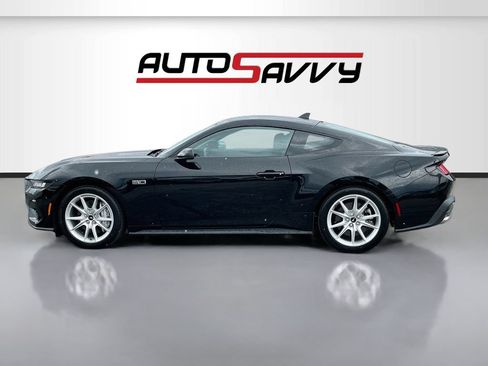 Used 2024 Ford Mustang GT Premium RWD image 4