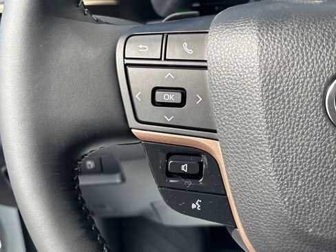 New 2026 Toyota Crown Signia Limited image 22