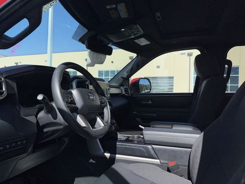 Used 2025 Toyota Sequoia SR5 image 6