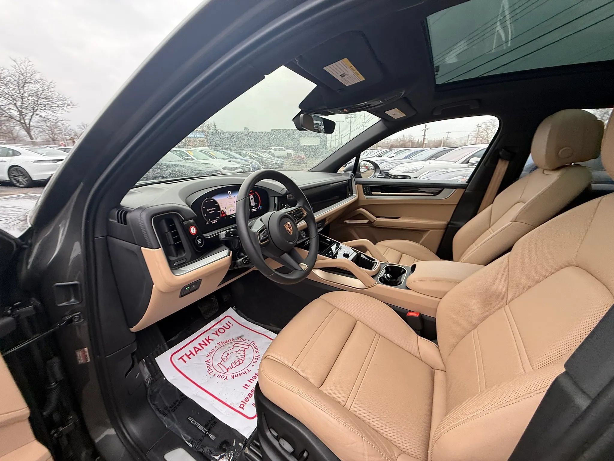 Used 2025 Porsche Cayenne E-Hybrid w/ Premium Package Plus AWD/4WD image 23