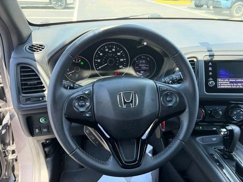 Used 2022 Honda HR-V Sport image 18
