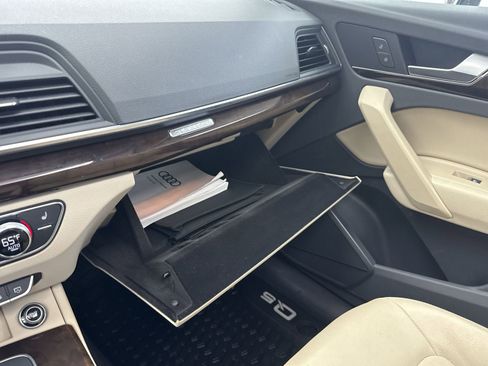 Used 2018 Audi Q5 2.0T Premium Plus w/ Premium Plus Package image 28