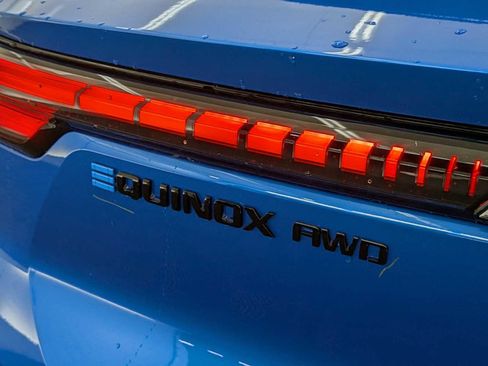 New 2026 Chevrolet Equinox EV RS image 12