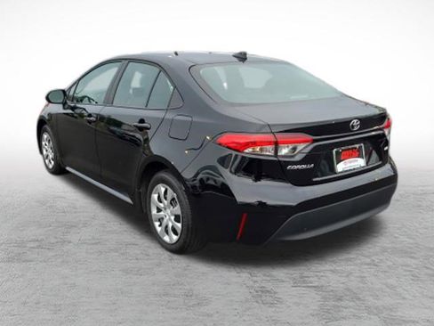 Certified 2026 Toyota Corolla LE FWD image 5